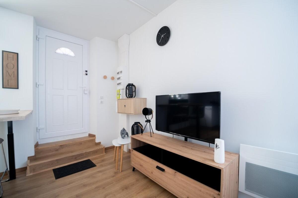 Le Castela ~ Proche Centre ~ Arrivee Autonome Apartment Памие Екстериор снимка